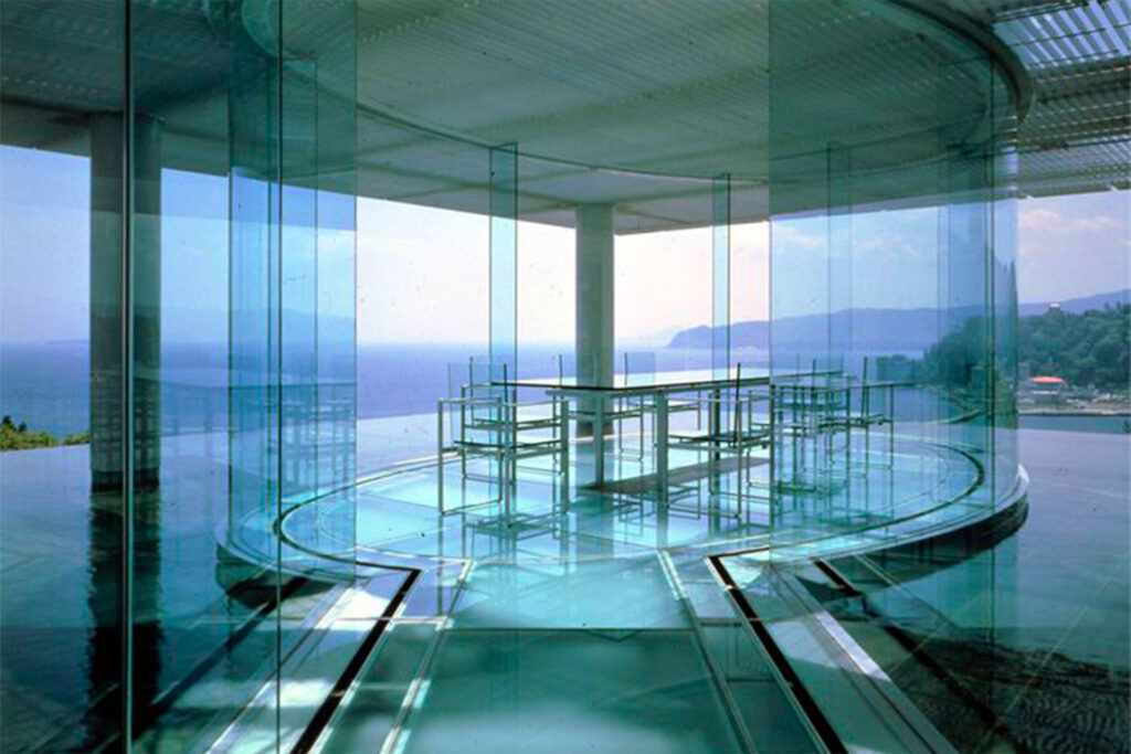 Water Glass House lampoon