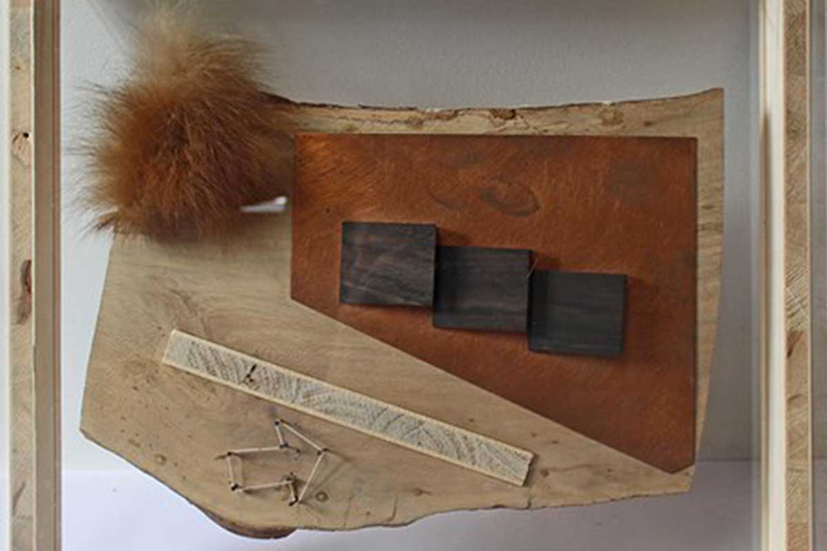 Tavola tattile n.32 1991-91, materiali vari su tavolo di legno massello, Bruno Munari