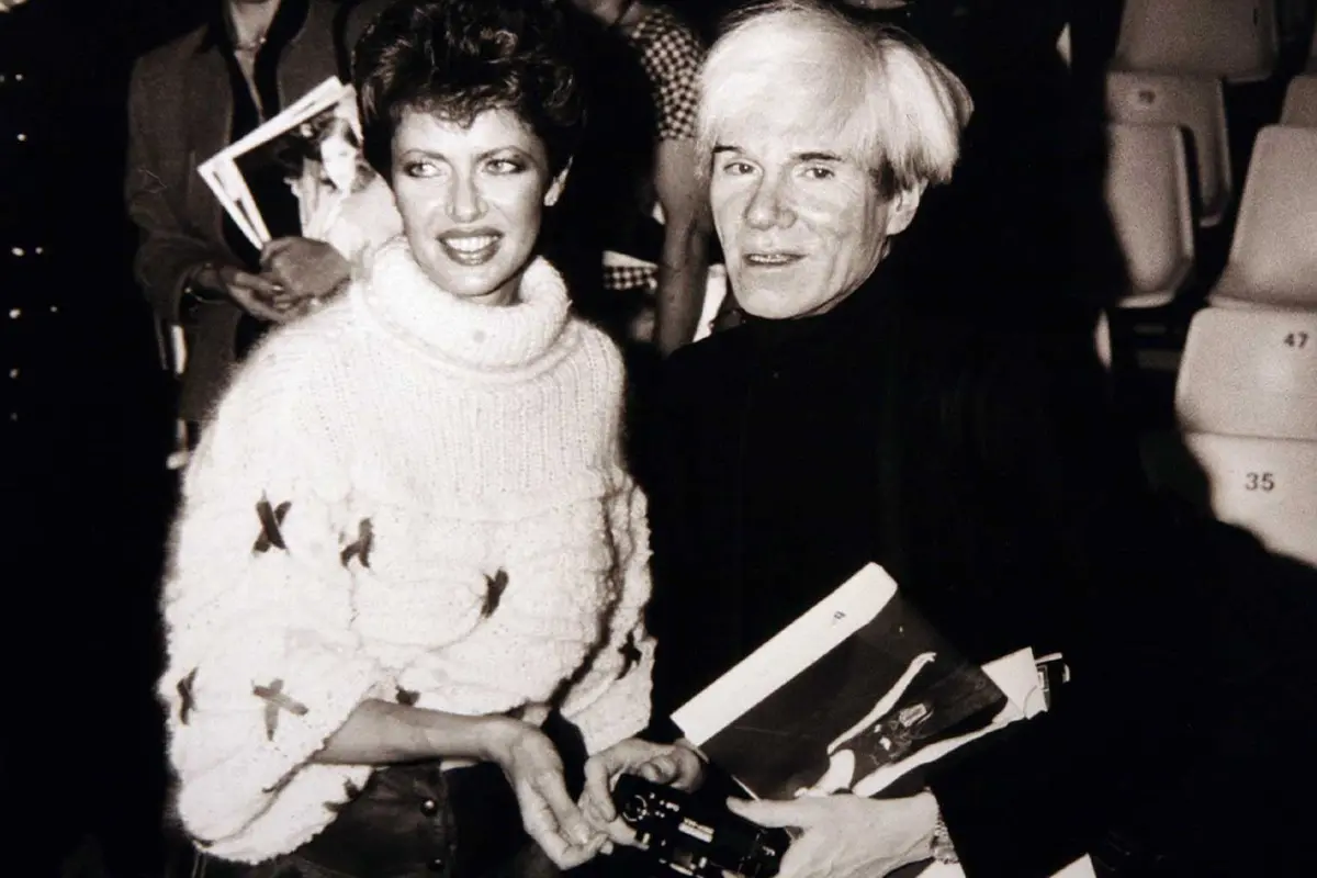 Regina Schrecker con Andy Warhol, di cui è stata musa ispiratrice