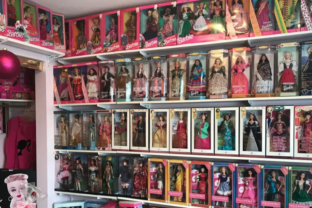 Essere Barbie è una condanna